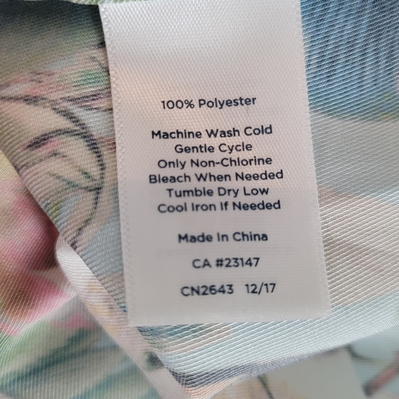 RSVP BY TALBOTS Blouse Blue Floral Tropical - Picture 7 of 8